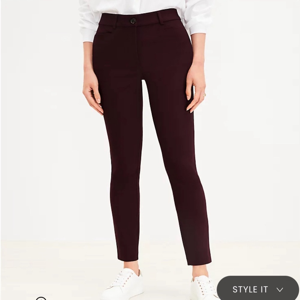 Loft Plum Curvy Sutton Skinny Pant in Size 6